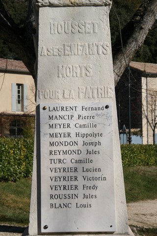 Monument aux morts pour la patrie 1914-1918 et 1939-1945