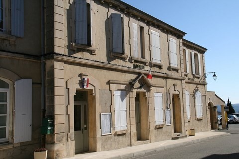 La Mairie de Rousset-les-Vignes