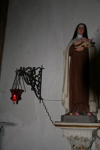Statue de Sainte-Thérèse de Lisieux