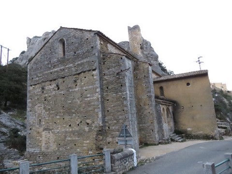 Chapelle San Samonta située sur la seconde demeure de Montanus ermite originaire de Laon