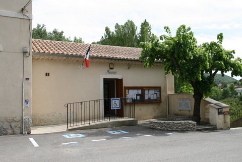La Mairie de Saint-Ferréol-Trente-Pas