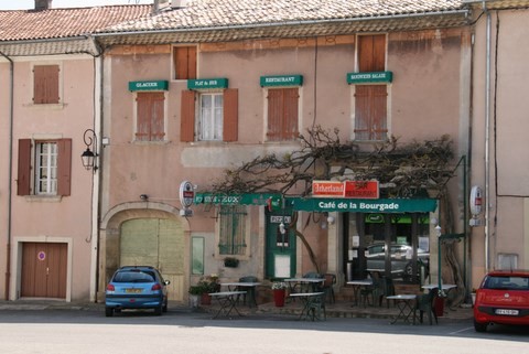 Le Café de la Bourgade