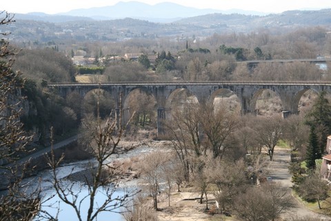 Le pont ferroviaire depuis la chapelle